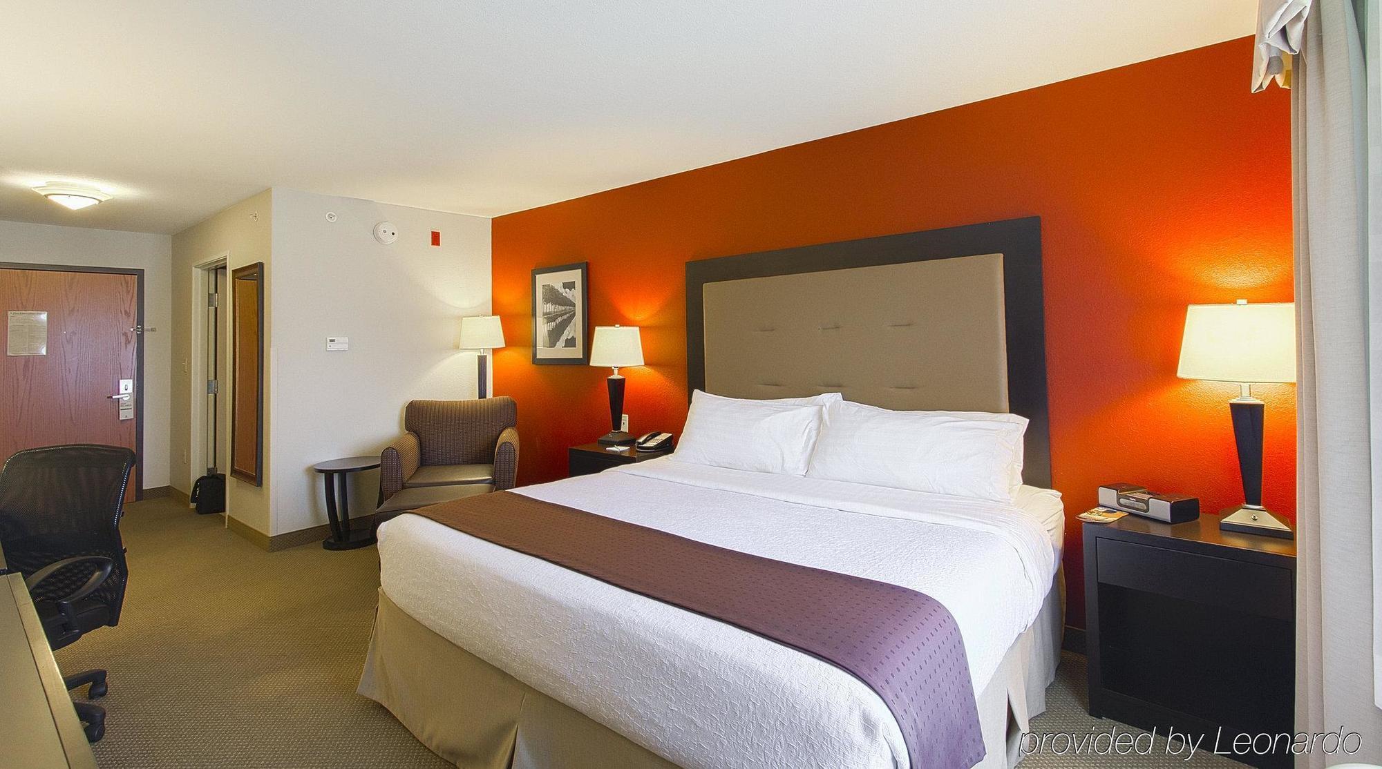 Holiday Inn Hotel & Suites Bloomington Airport By Ihg Kültér fotó